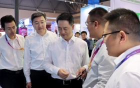 中信科智联智新场景亮相2025世界智能产业博览会